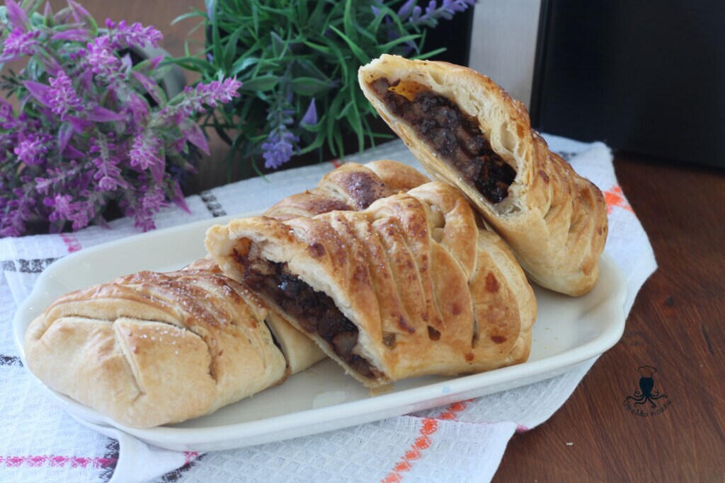 mini strudel van bladerdeeg met peer en chocolade in de airfryer
