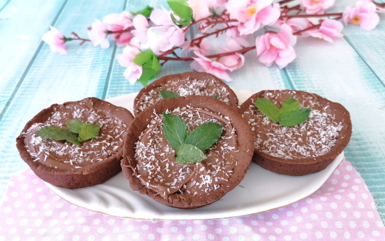 SNELLE NUTELLOTTE TAARTJES MET NUTELLA