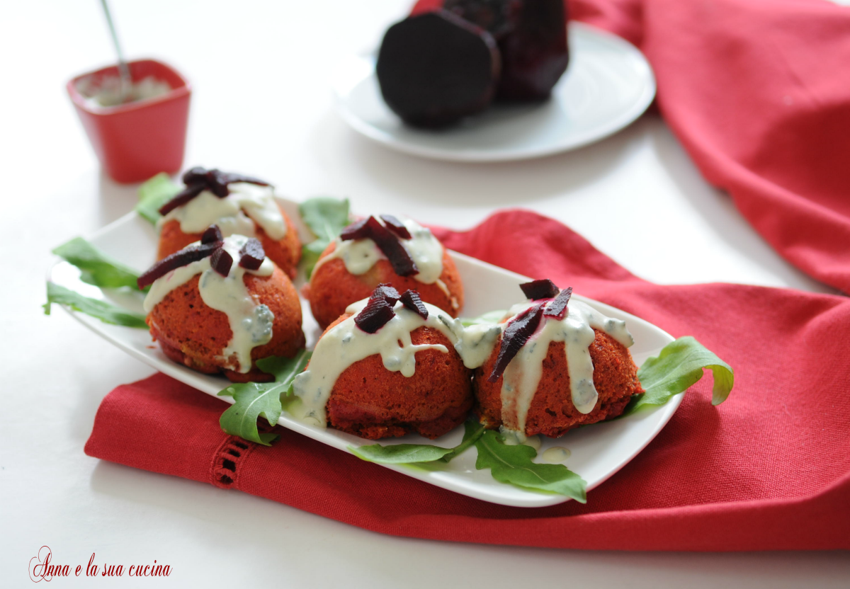 Hartige taartjes met bieten