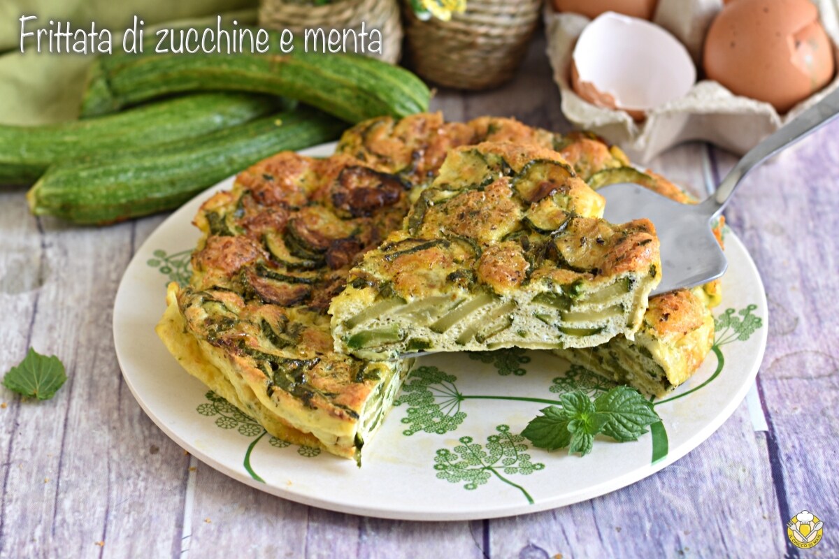 Omelet met courgette en munt