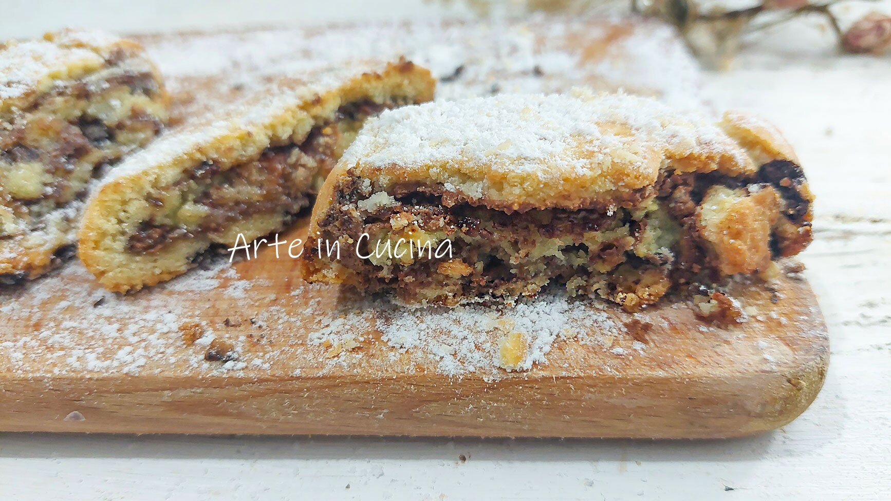 OPGEROLD KOEKJESKORSTTAART met NUTELLA