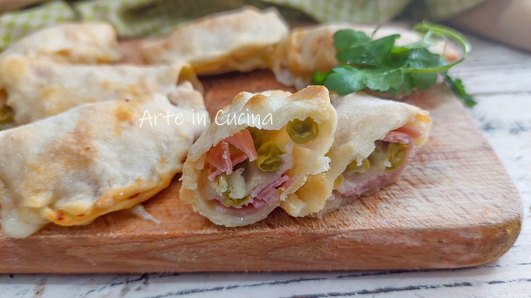 PANZEROTTI met SPEK en ERWTEN