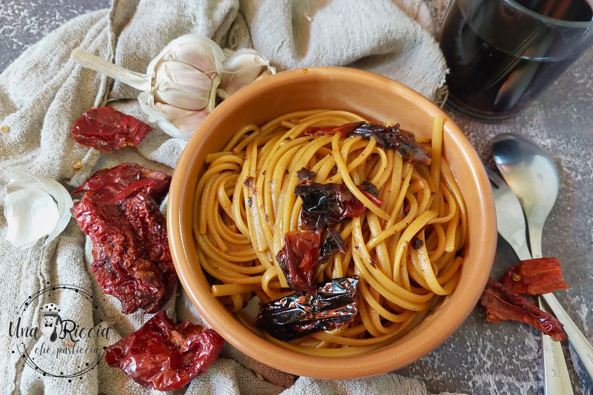 Pasta aglio, olio e peperone crusco