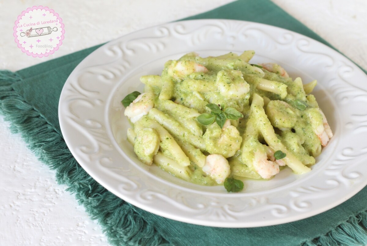 PASTA MET COURGETTECRÈME EN GARNALEN