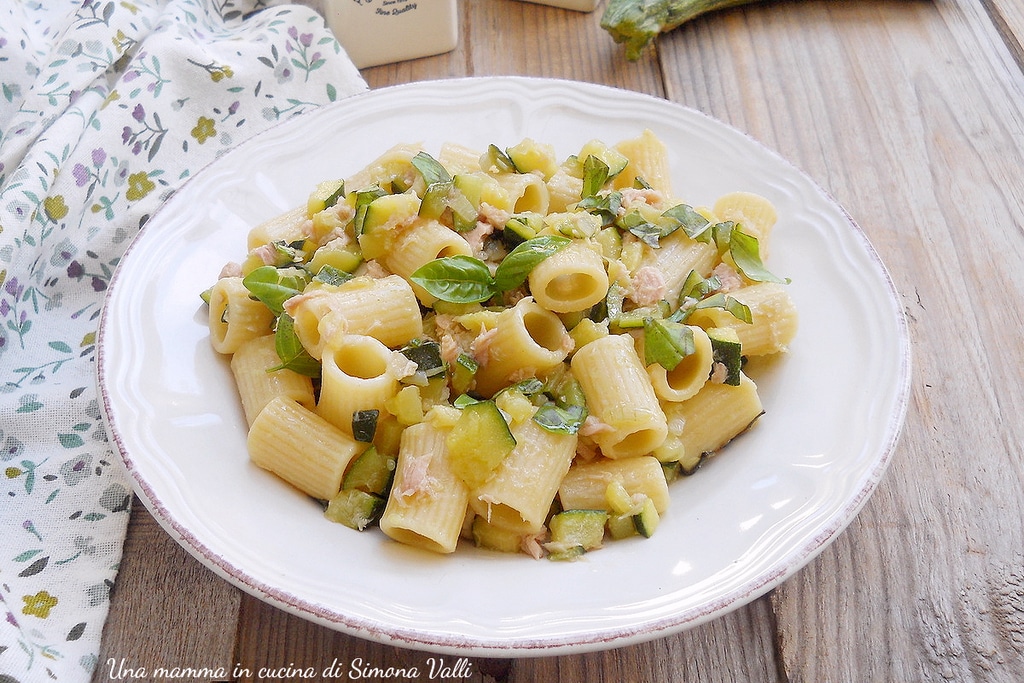 pasta met courgettes en tonijn