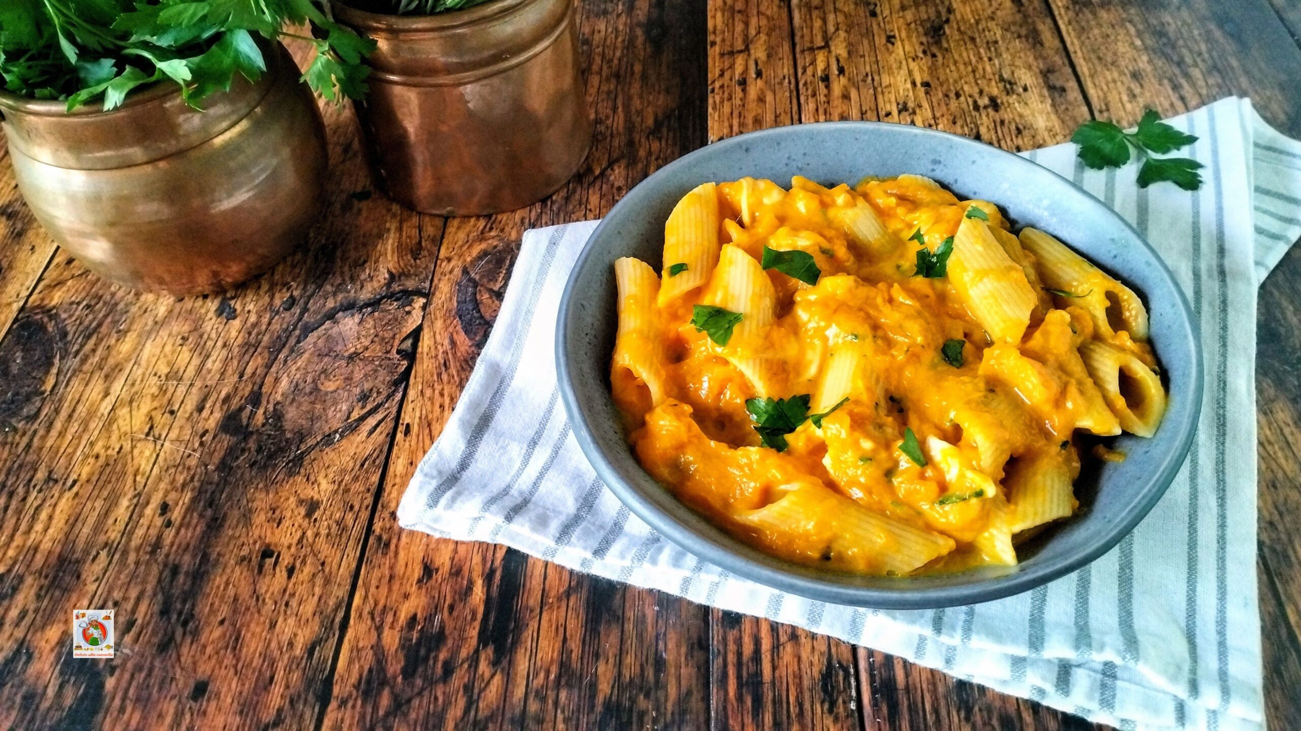 Pasta met pompoencrème en provola: een smeuïge en romige comfort food