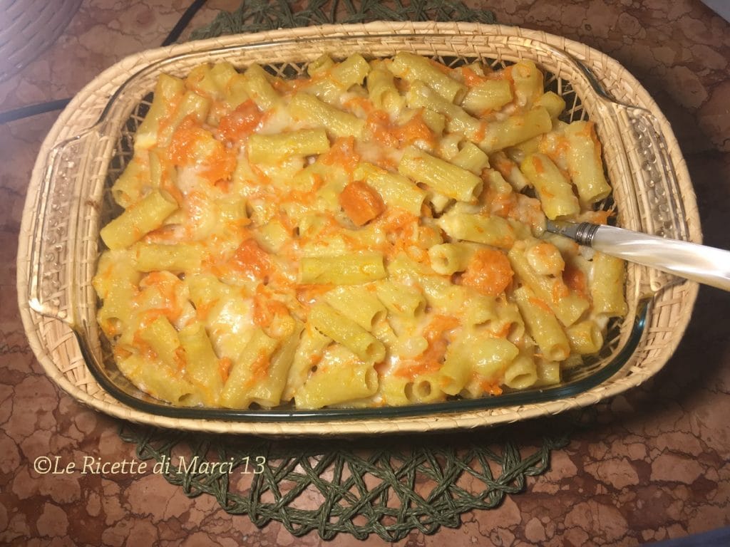 pasta pompoen aardappelen en fontina