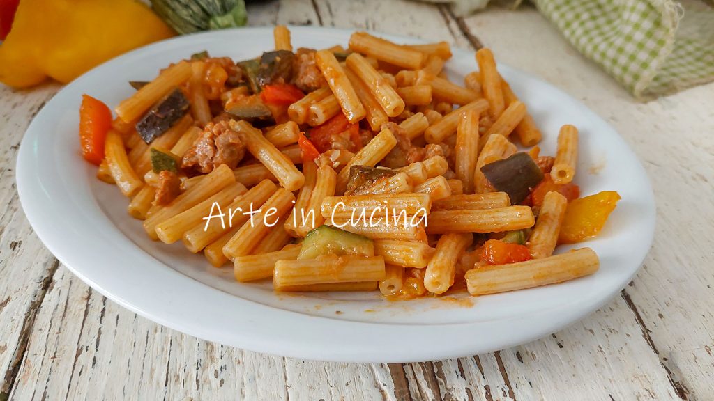 PASTA met WORSTJES en groenten