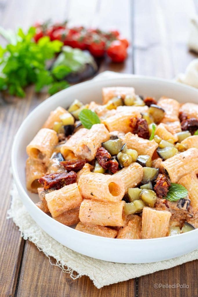 pasta met aubergines en ricottacrème