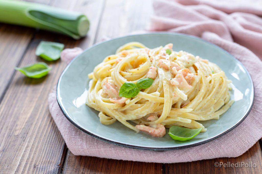 pasta met preiroom en zalm
