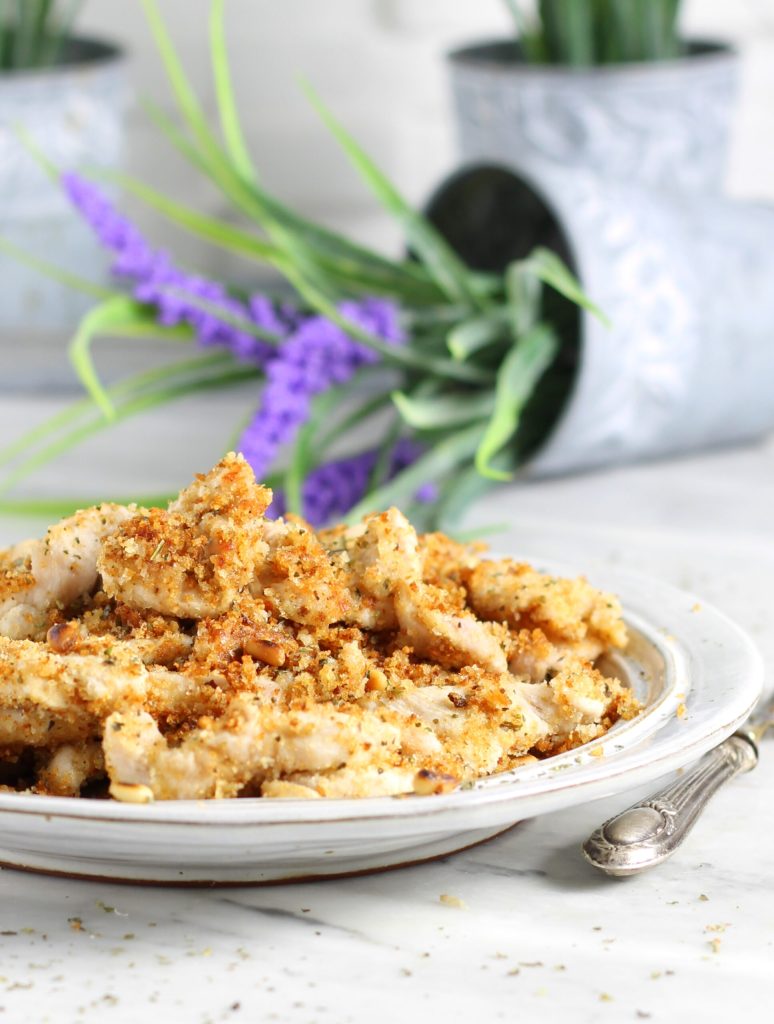 Gegratineerde kipfilets met azijn en pijnboompitten