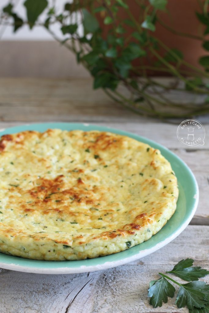 ricotta en eieren gekookt als een omelet in de magnetron