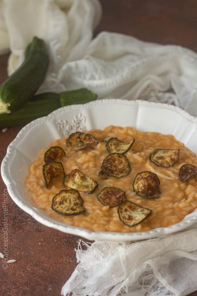 Romige kikkererwtenrijst en courgettechips