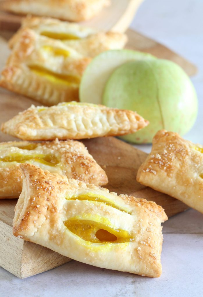 Bladerdeegzakjes met appelroom