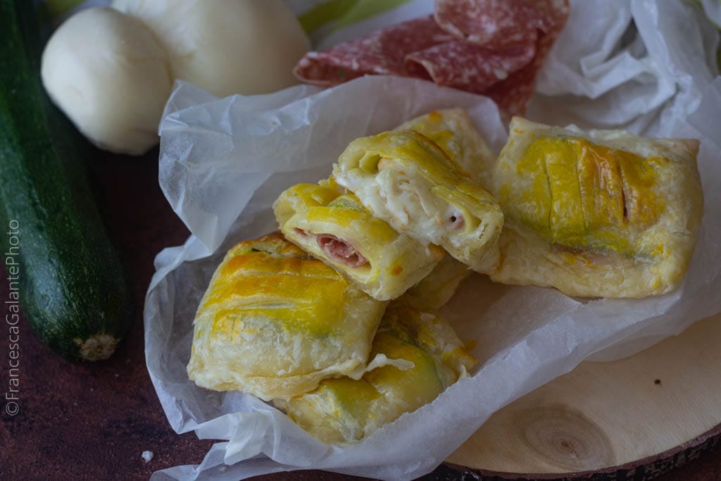 Snelle en smeuïge snacks met bladerdeeg