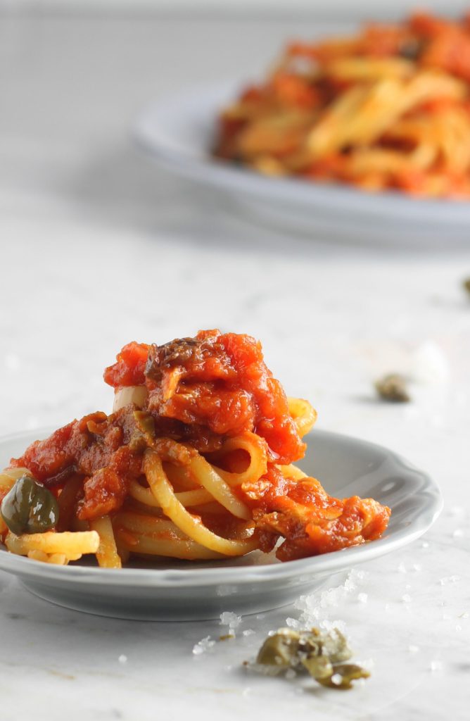 Linguine met tonijnsaus