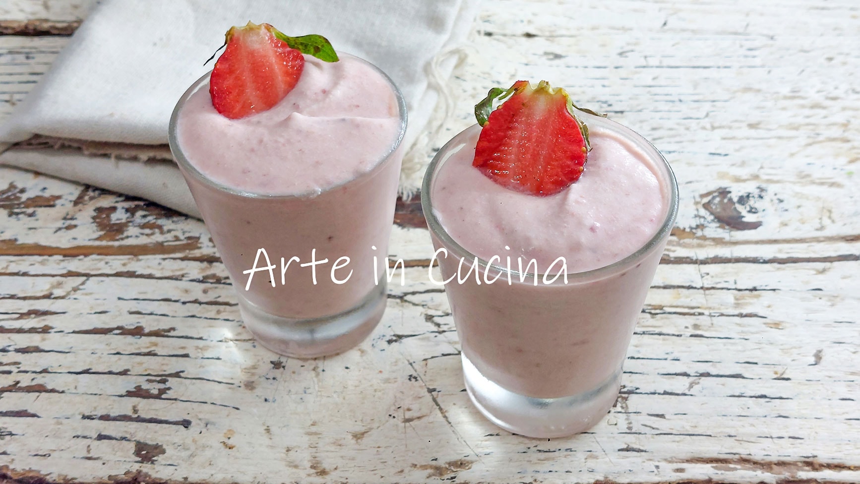 AARDBEIENSPUMO dessertlepel