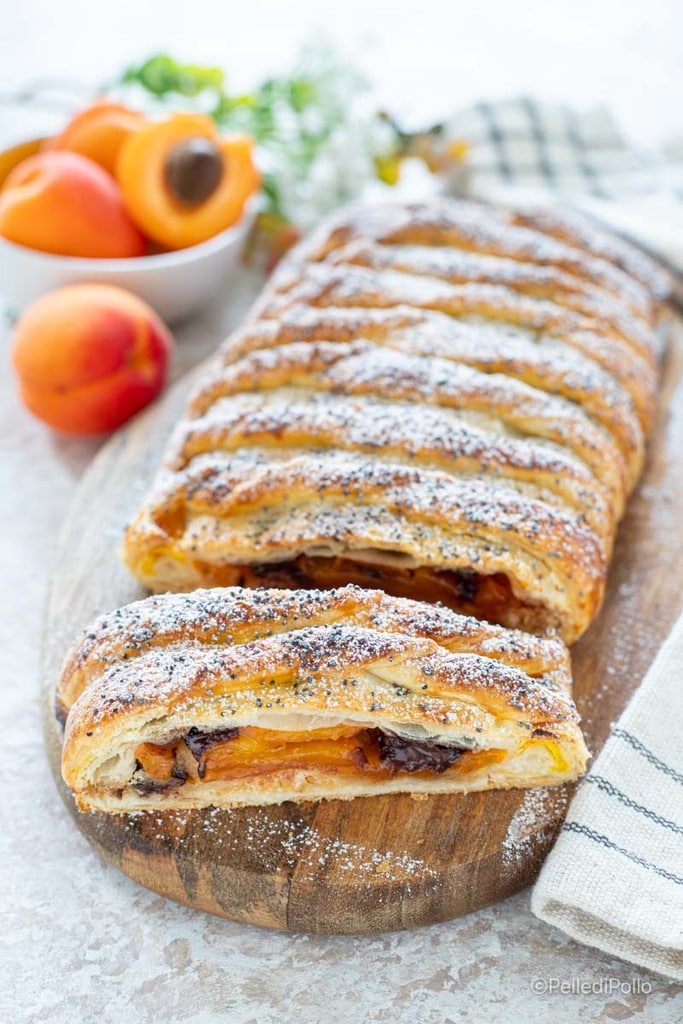 bladerdeegstrudel met abrikozen