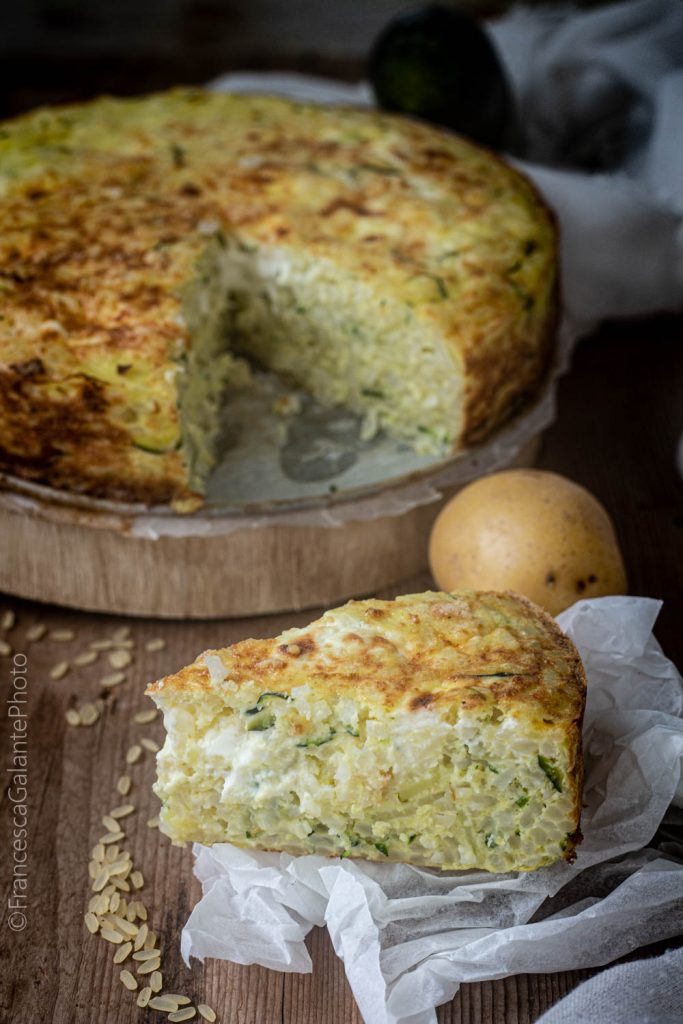 Taart met rijst aardappelen en courgettes romig