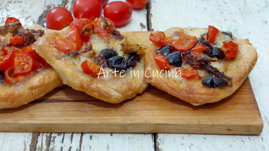 TONIJN en TOMAAT PIZZETTES zonder oven