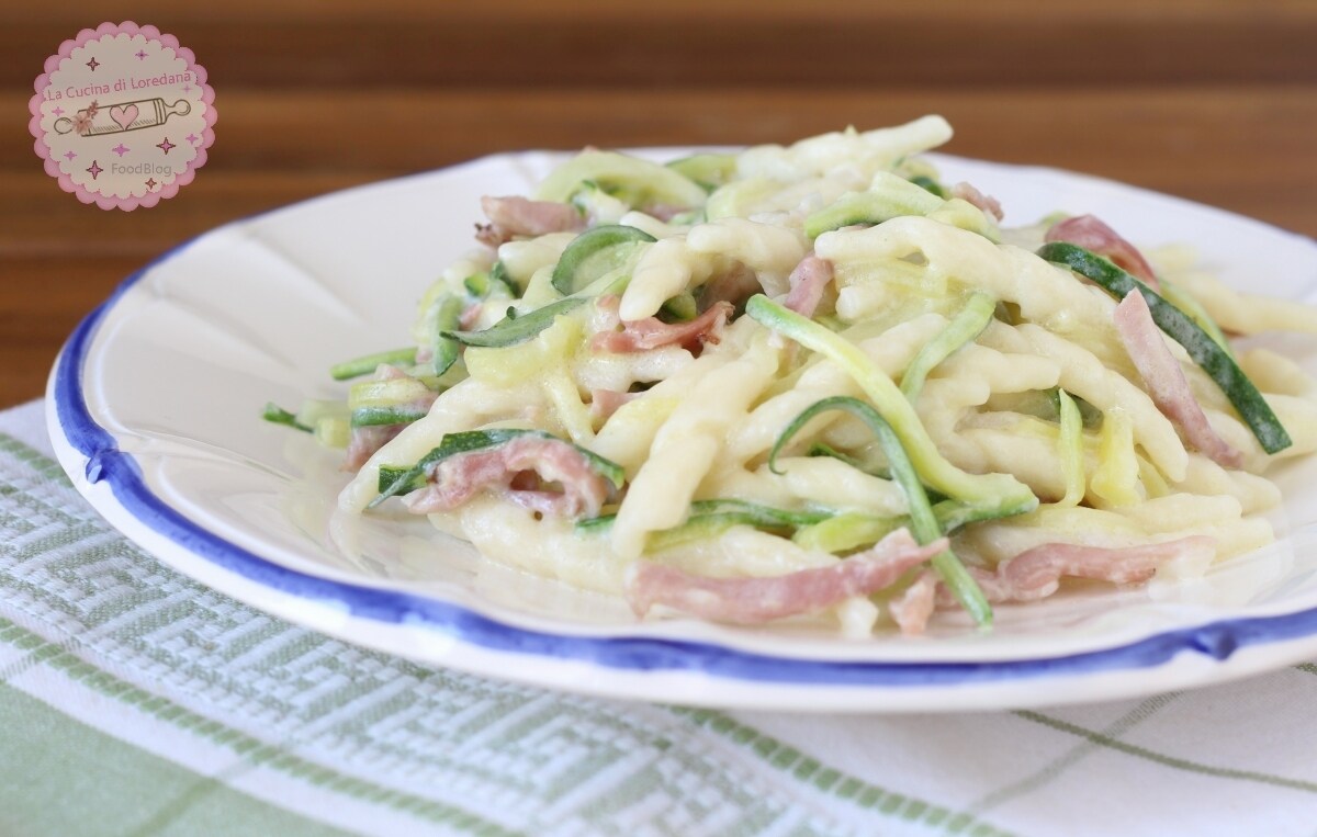 TROFIE MET COURGETTES EN SPECK klaar in een paar minuten