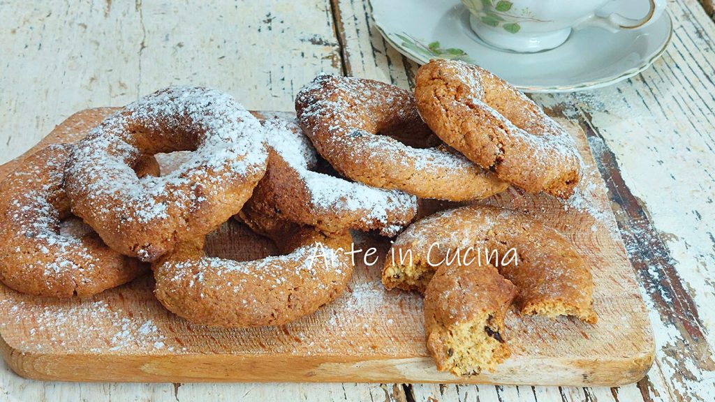 VOLKOREN RINGVORMIGE KOEKJES met chocoladeschilfers