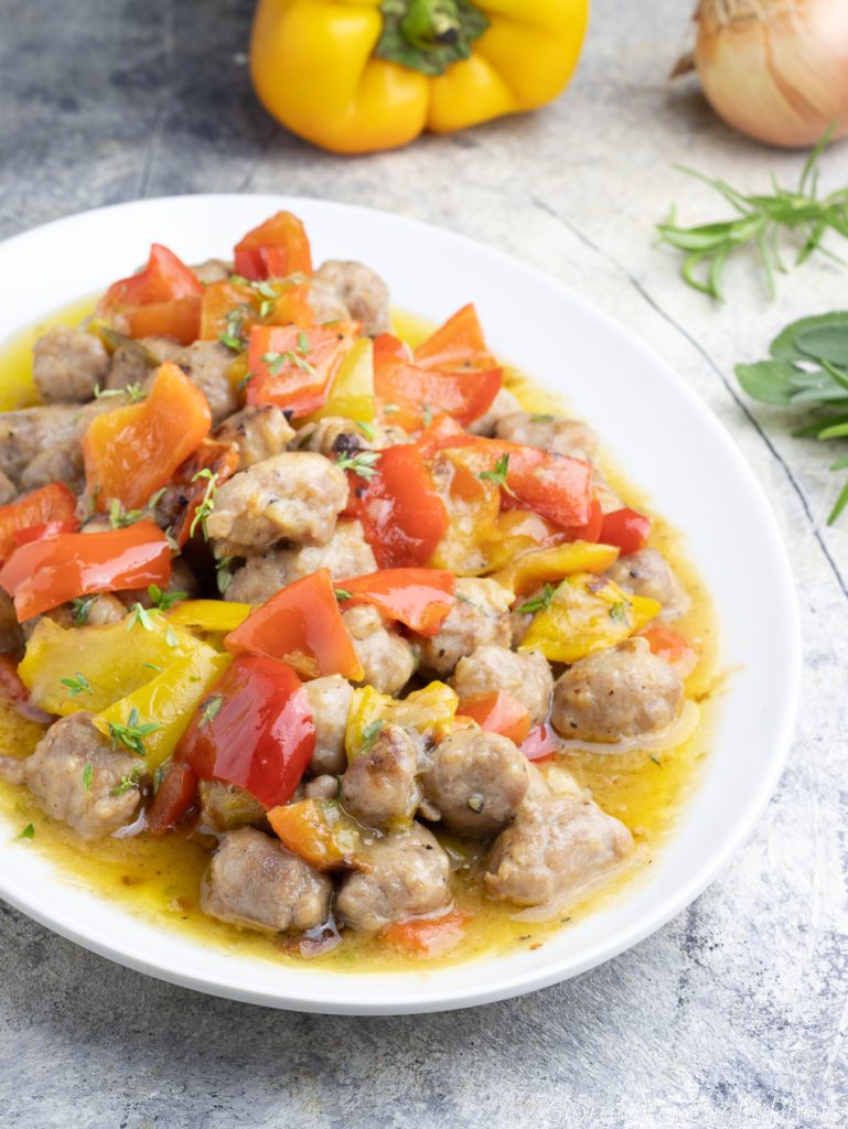 worstballetjes met paprika's