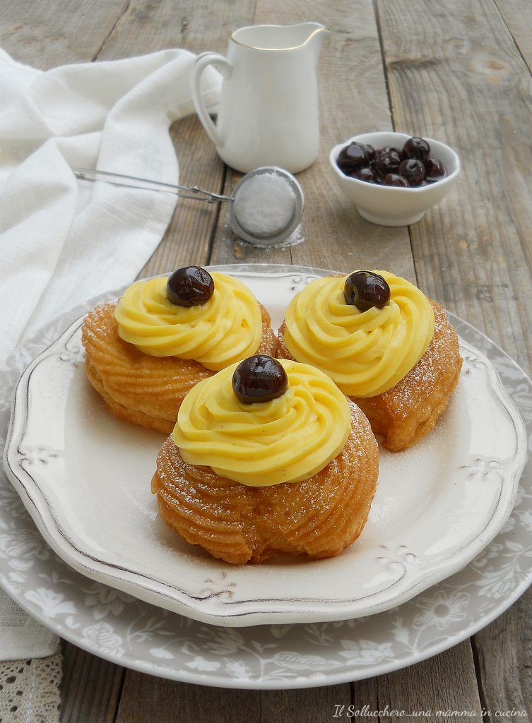 zeppole di San Giuseppe gefrituurd