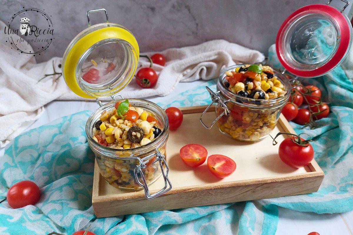 Zomerse graansalade, het enige gerecht voor warme dagen