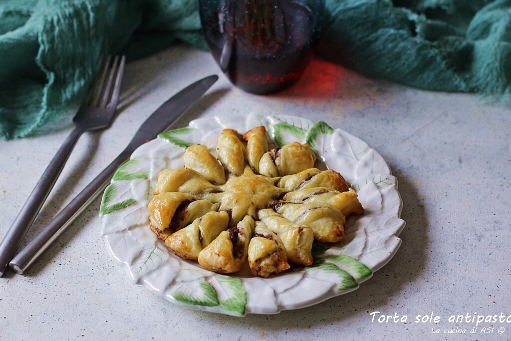 Zonnetaart met tapenade