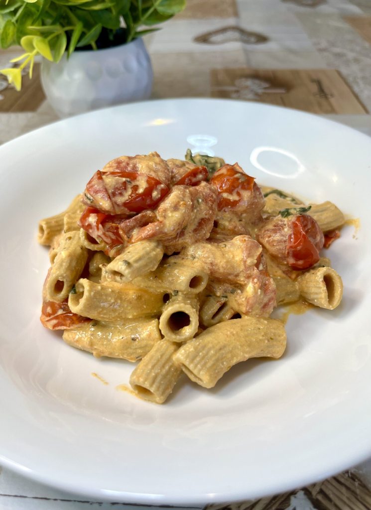 pasta feta kerstomaatjes heteluchtfriteuse