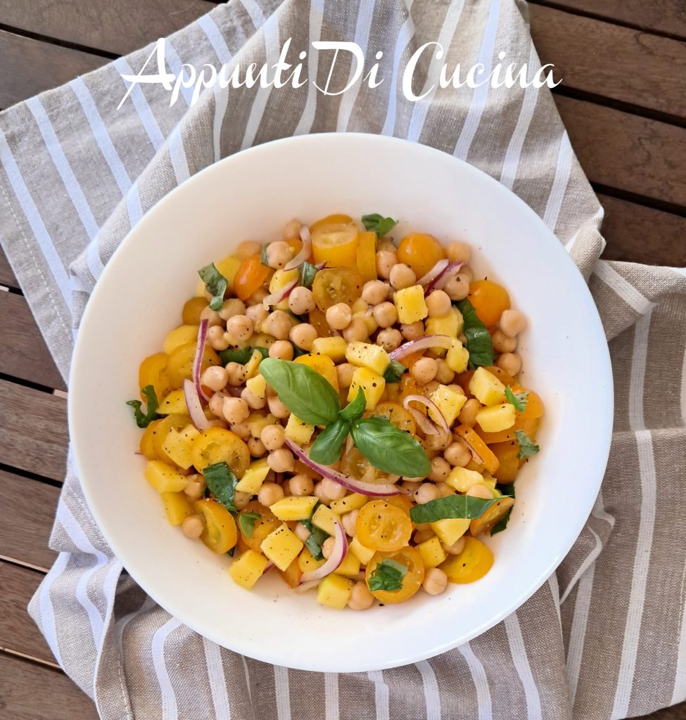 Kikkererwten en mango salade