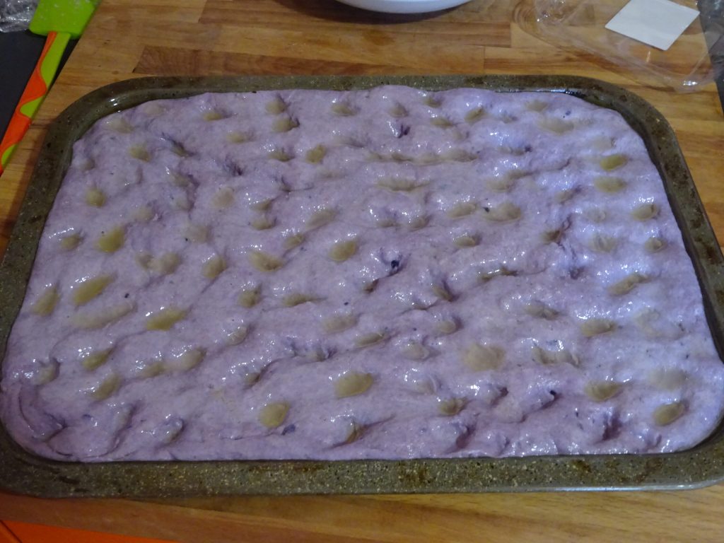 Focaccia met rode kool