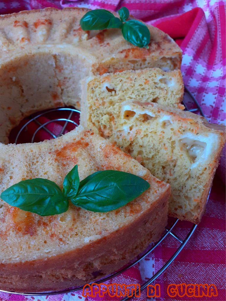 Rustieke cake met wortelen