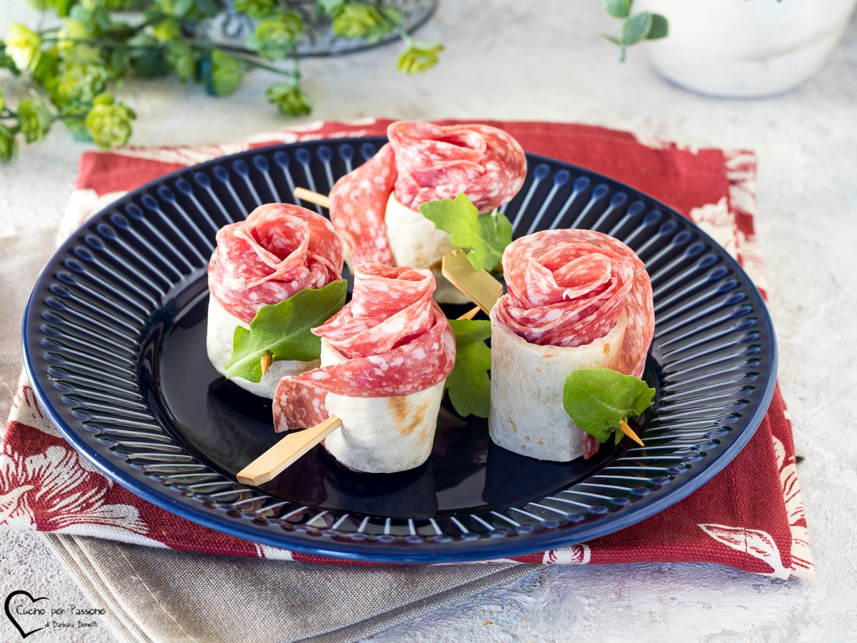 ANTIPASTI VAN PIADINA MET SALAMI