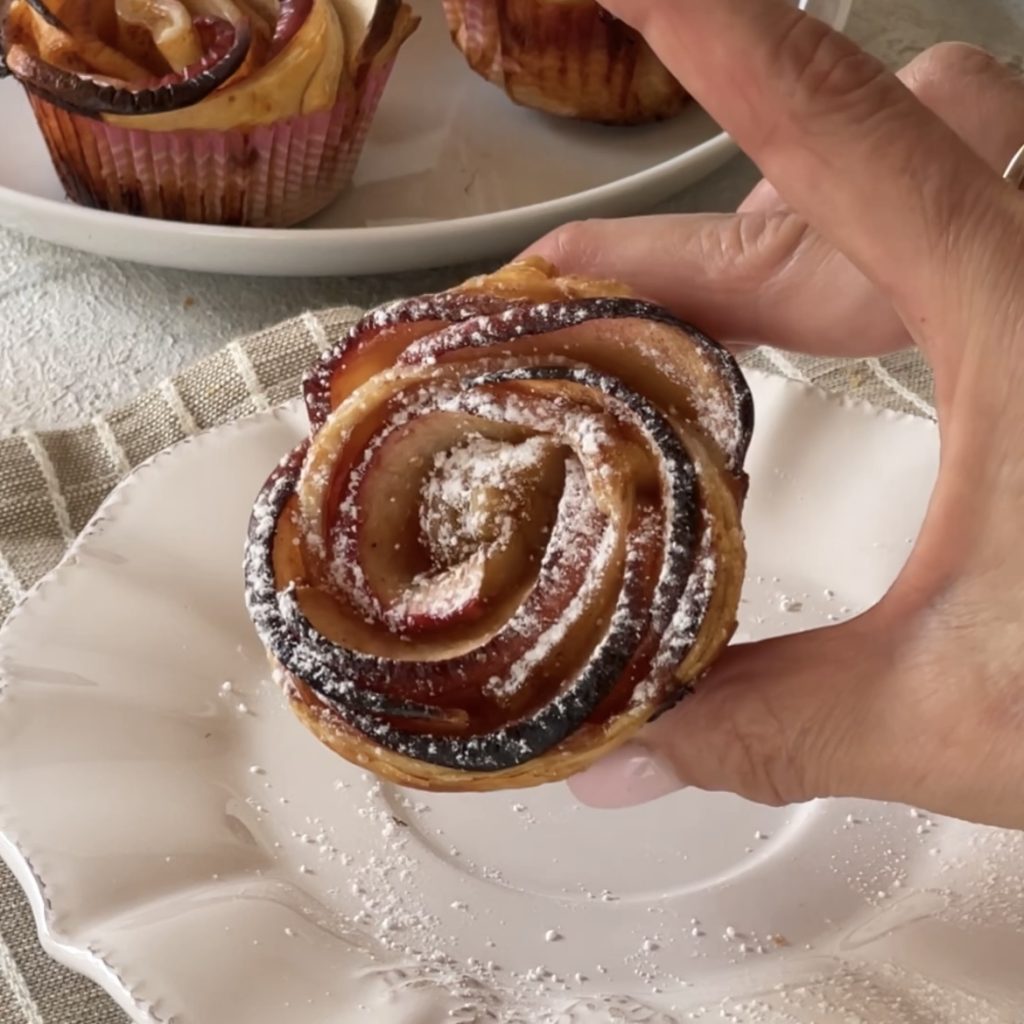 Appelrozen en bladerdeeg