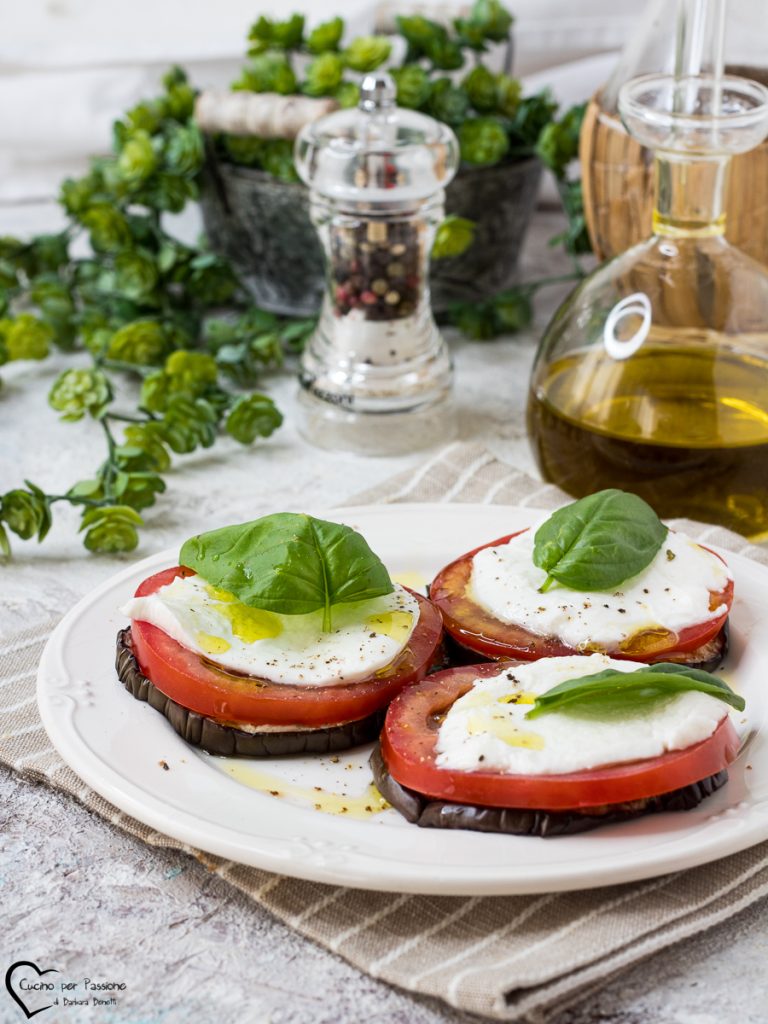 Aubergines op caprese wijze