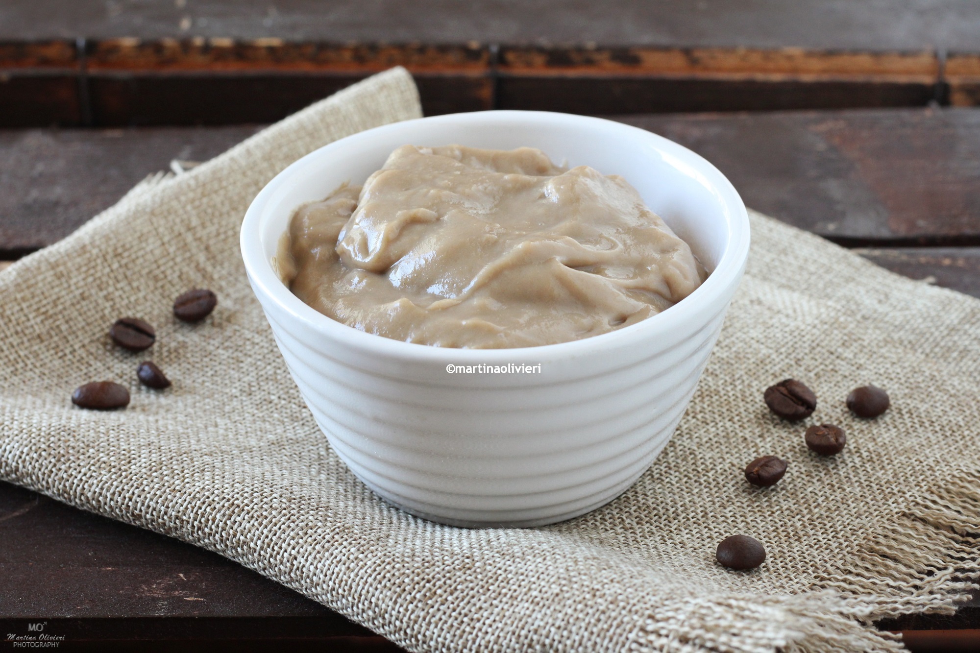 Banketbakkersroom met koffie