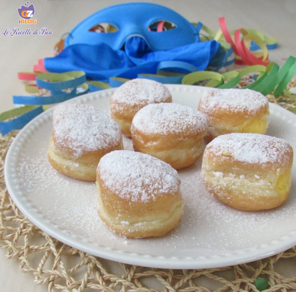 Krapfen of Bomboloni met room