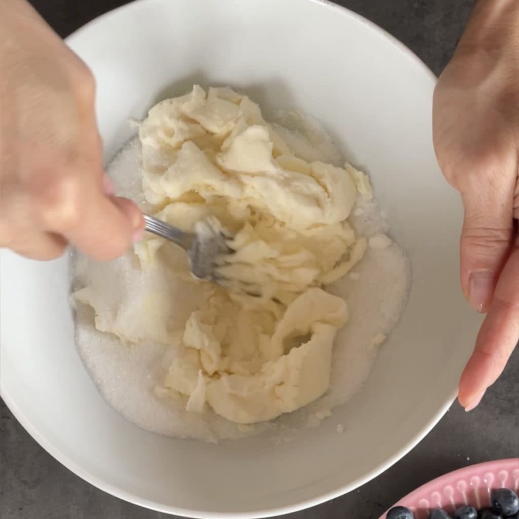 bosvruchtentaart en mascarpone