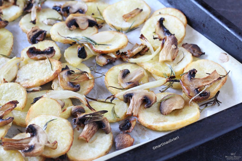 Champignons en aardappelen uit de oven