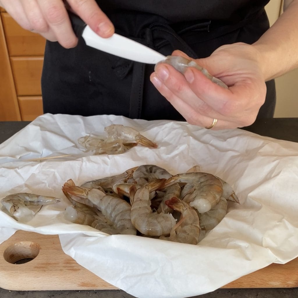 Crostini met garnalen en avocadocreme