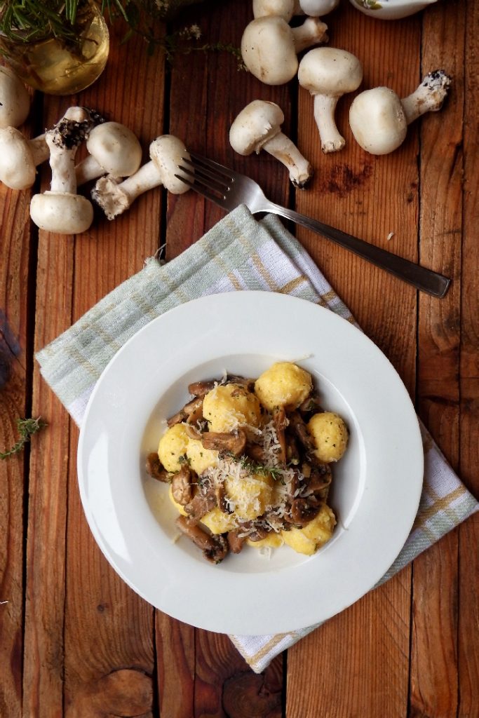 polenta gnocchi met champignons