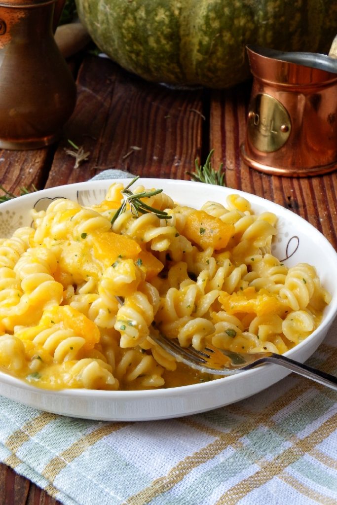 Pasta met pompoen en taleggio