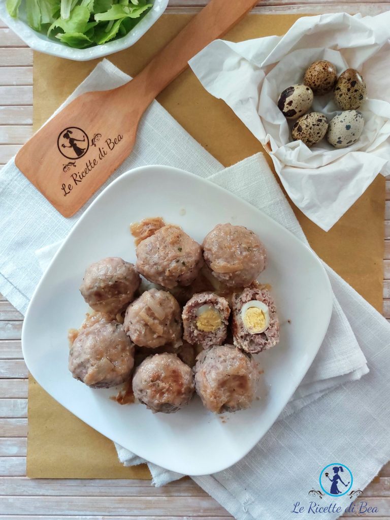 recept gehaktballen in de pan met kwarteleieren