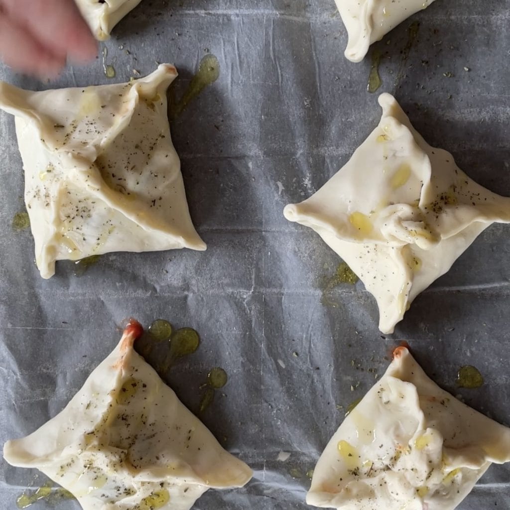 Gevulde pizzapakketjes