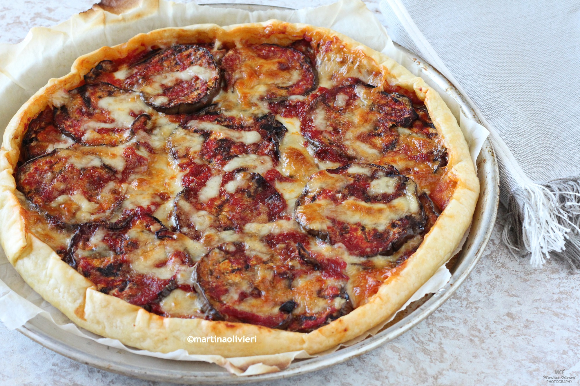 Hartige taart met aubergine alla parmigiana