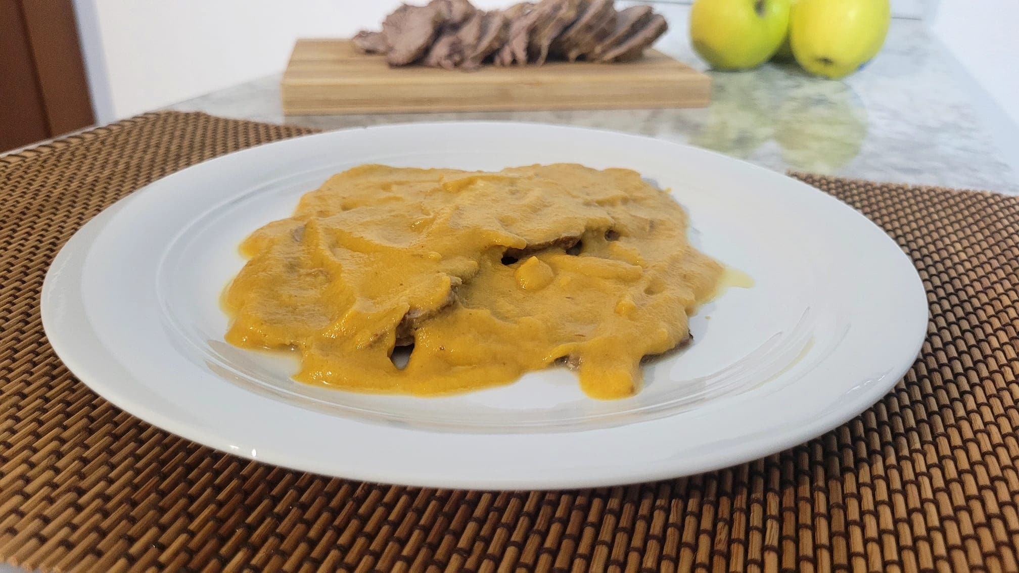 Geroosterde varkenshaas met Appelsaus