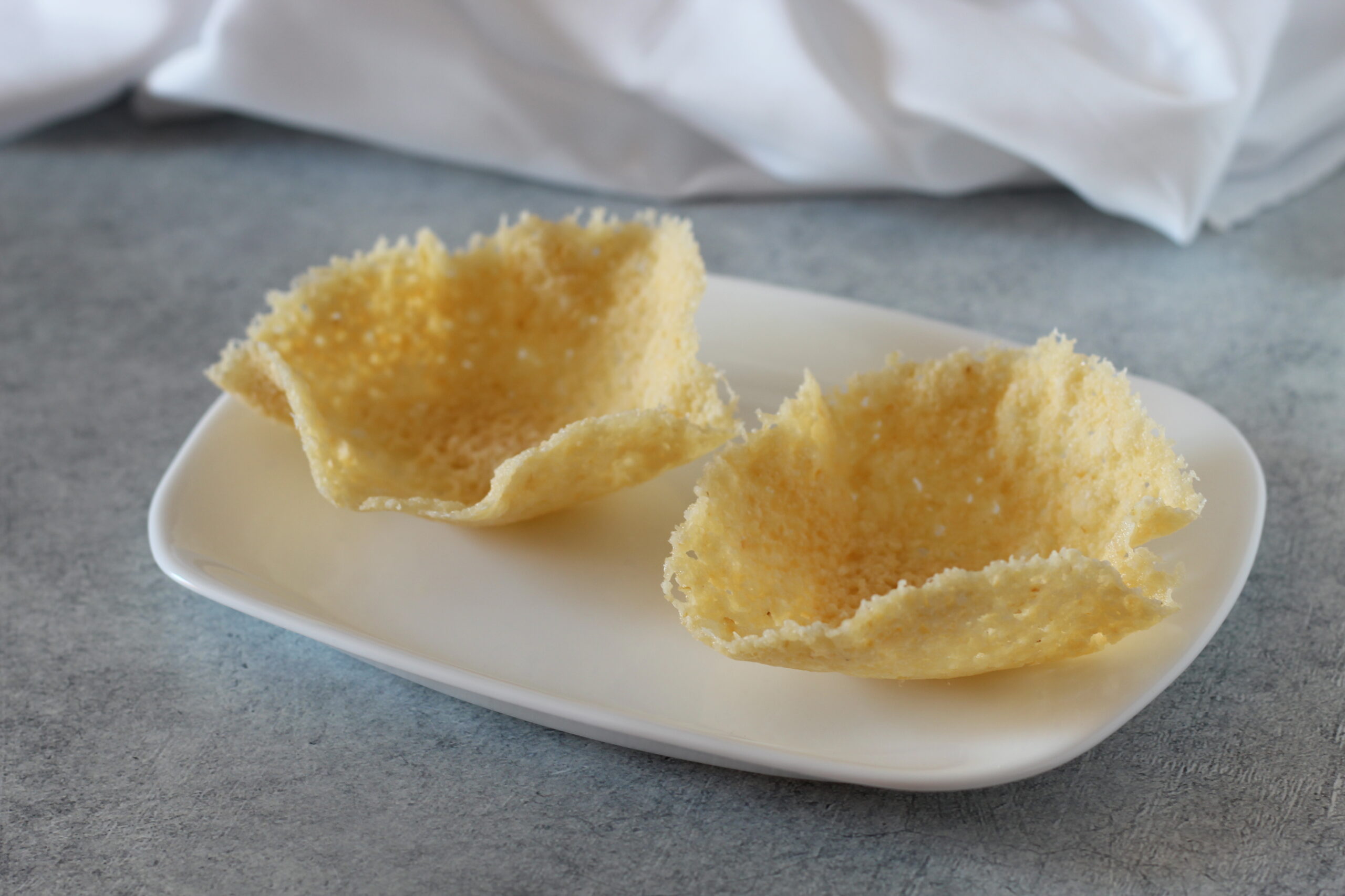 Parmezaanmandjes uit de magnetron