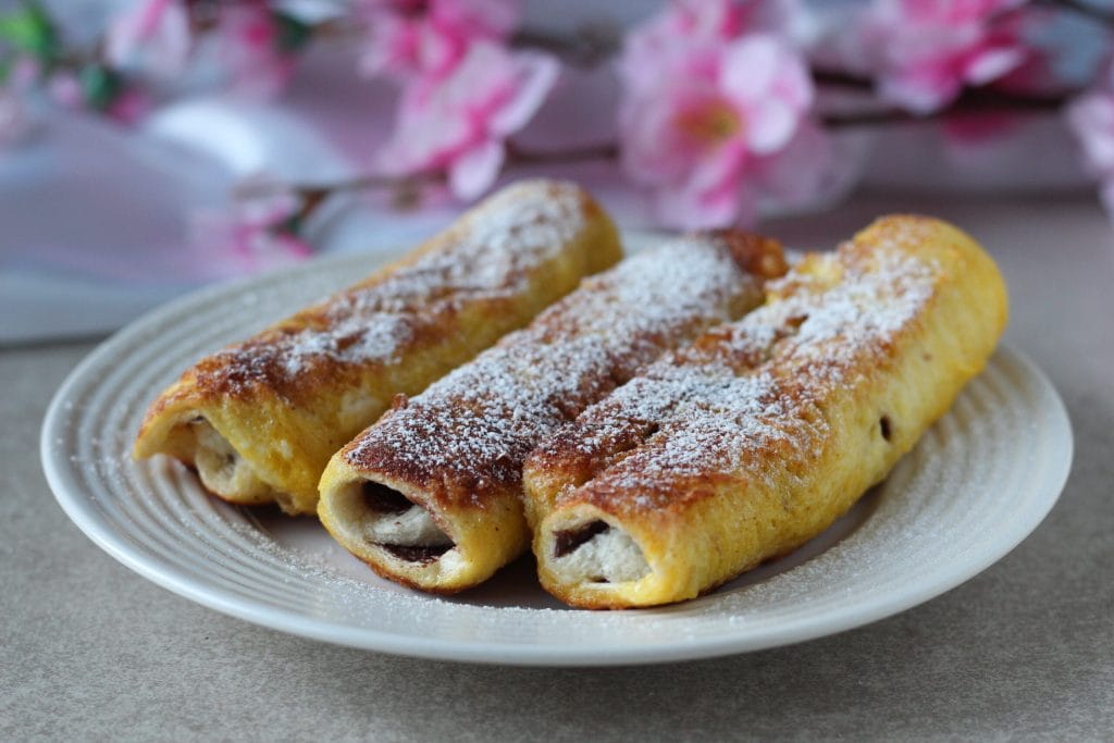 french toast roll up met Nutella